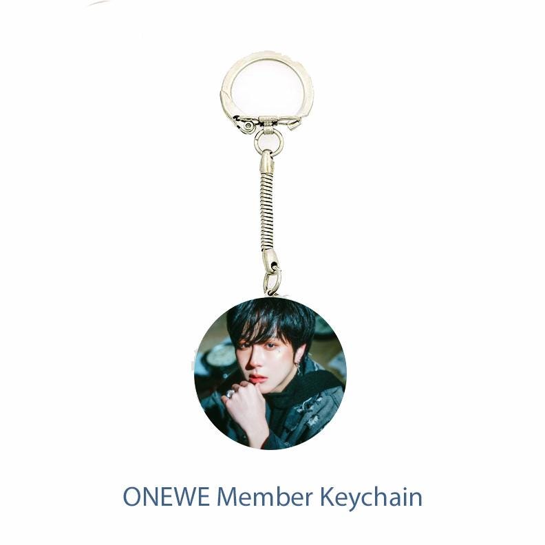 ONEWE "WE : Dream Chaser" Member Keychain / Kpop Bias Keychain / Kpop Merch